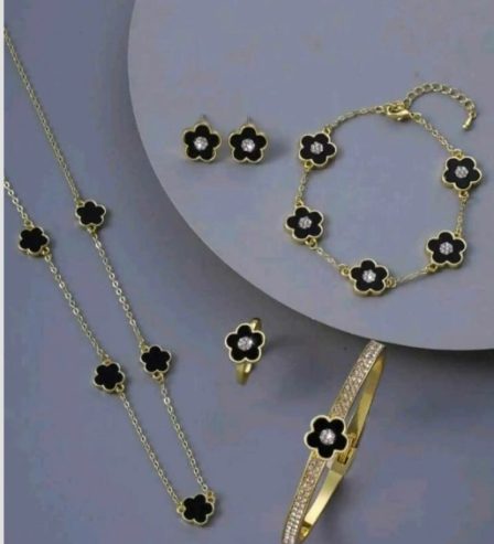 5pcs floral chain set