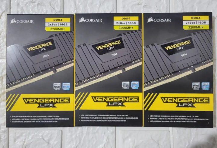 CORSAIR DESKTOP RAM