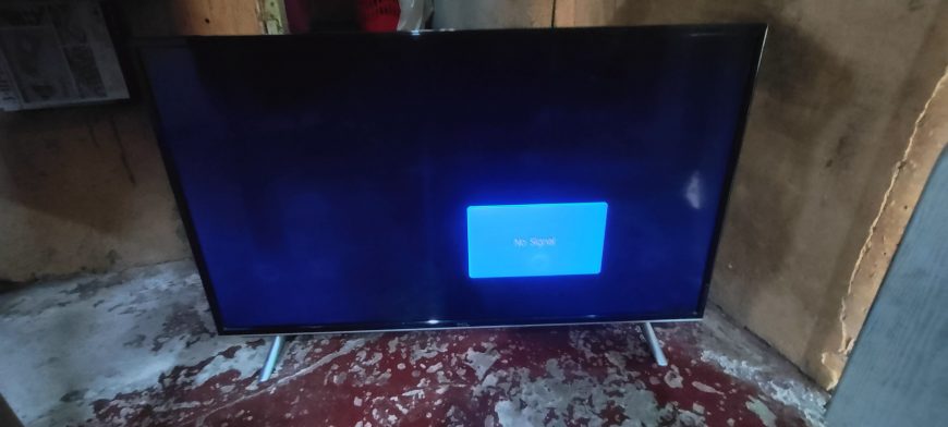 43″ non-smart TV