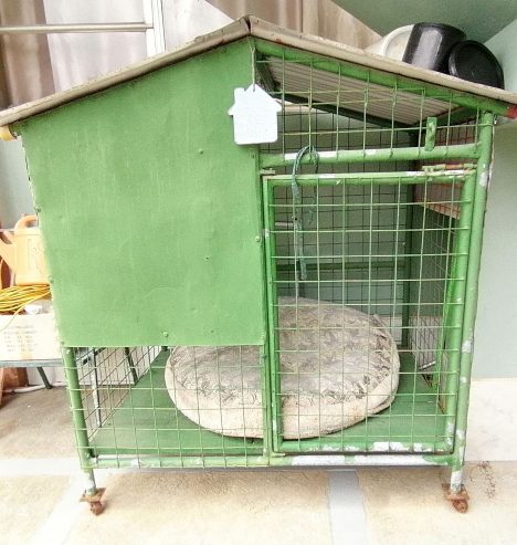 Dog Kennel with large bed