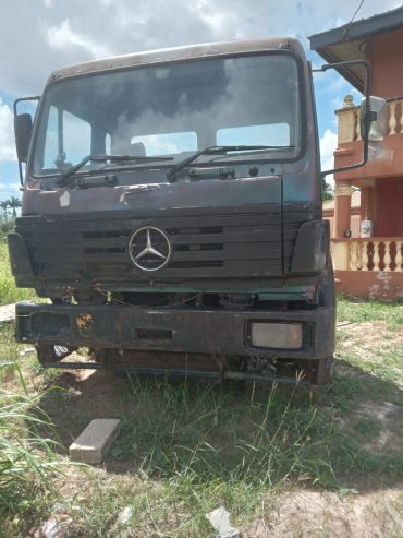 mercedes benz 2627 10 wheeler truck