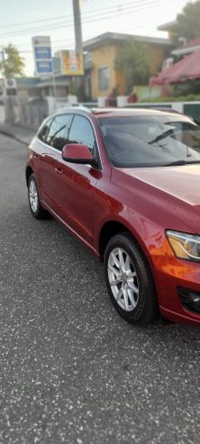 2012 AUDI Q5 good condition.