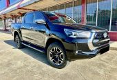 TEB LOCAL FULLY LOADED HILUX V