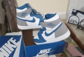 Jordan retro 1 true blue