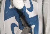 Jordan retro 1 true blue