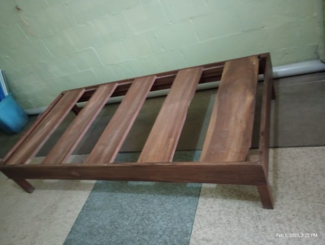 Single bed