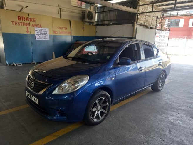 Nissan Versa