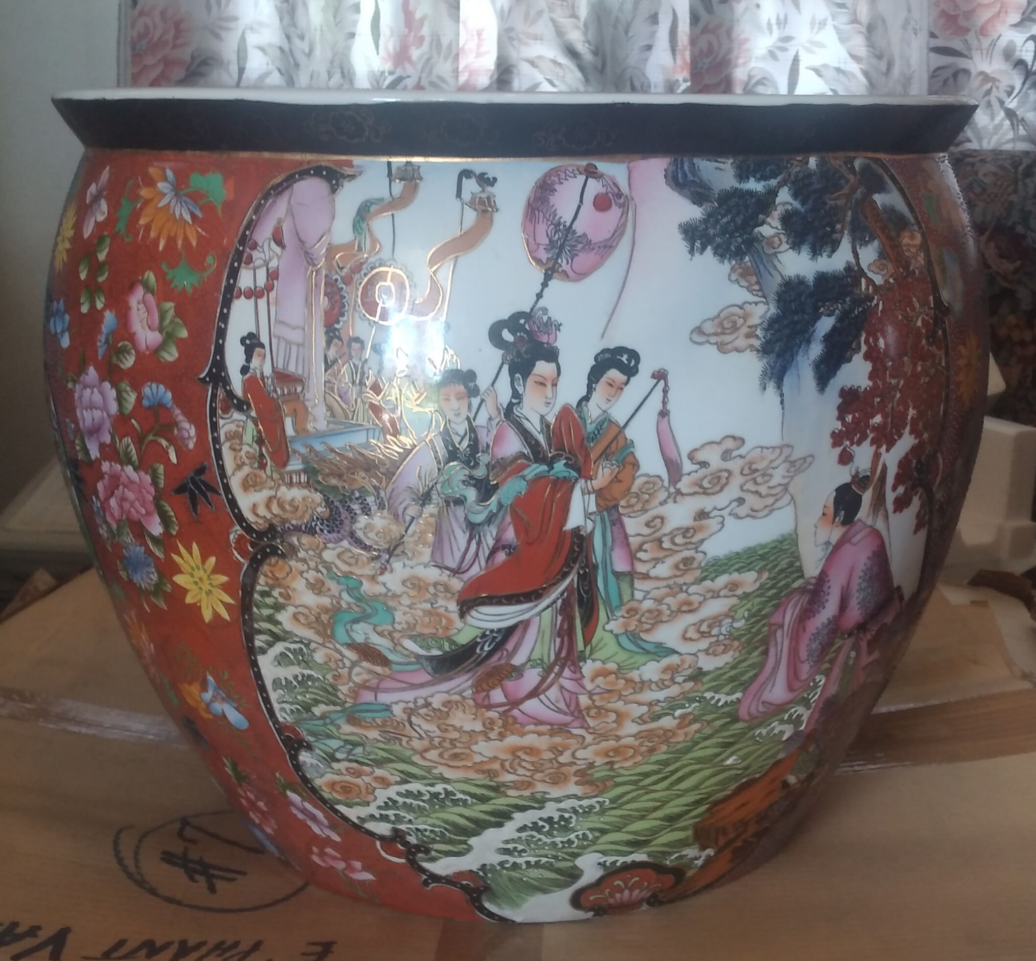 Beautiful large Goldfish Bowler Vase🐠Household item Porcelain China 1900s Ceramics & Porcelain