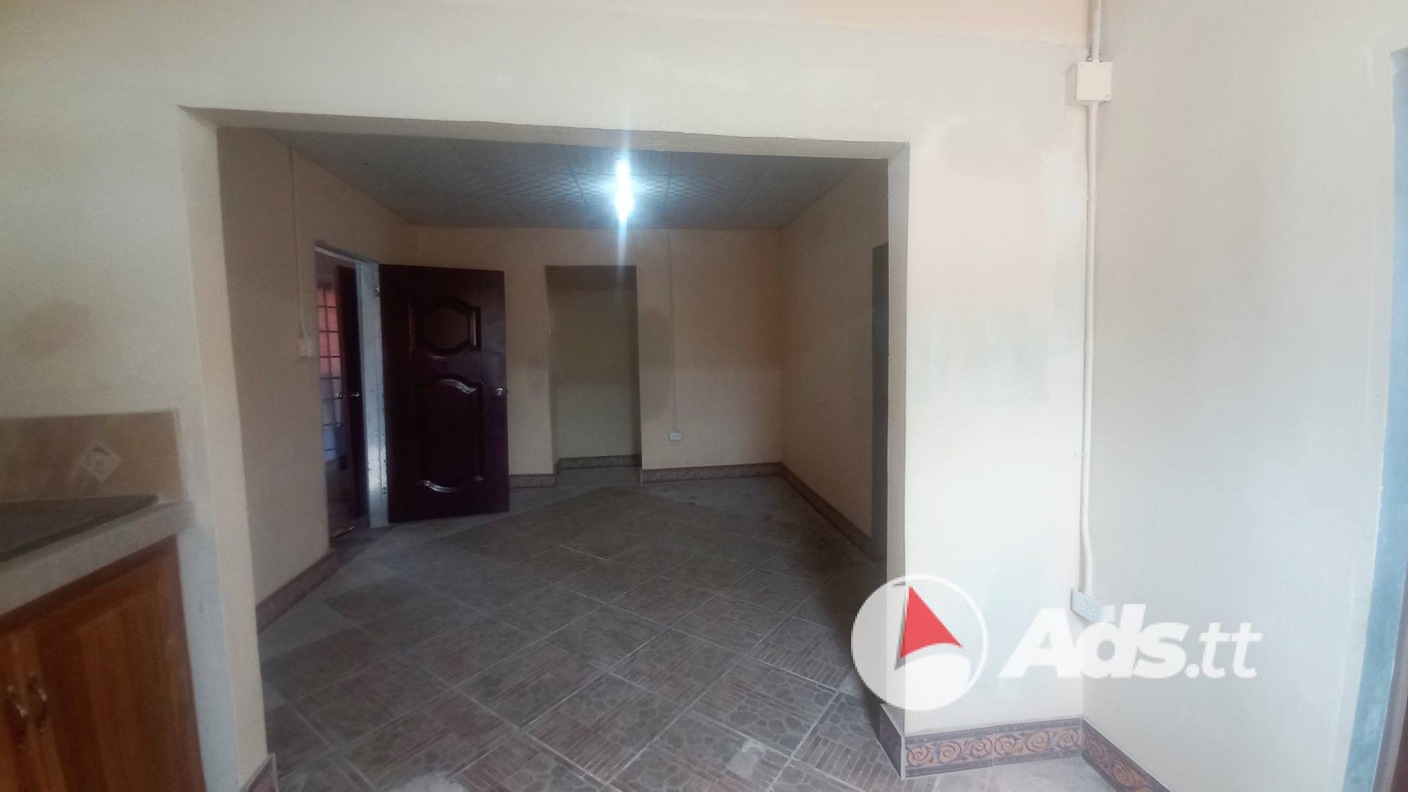 KELLY VILLAGE, COMMERCIAL SPACES