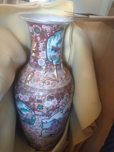 Chinese Rose Madallion Porcelain Gilt floor Vase 95cm