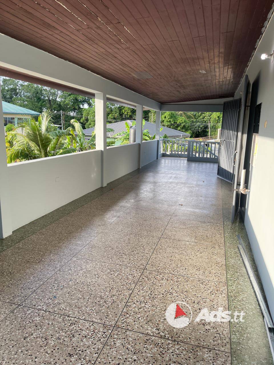 DEBE COMMERCIAL SPACE