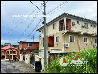 SAN FERNANDO TRI-LEVEL TOWNHOUSE