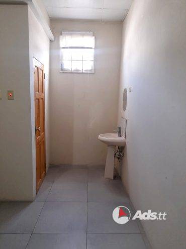 LONGDENVILLE SEMI-FURNISHED ONE (1) BEDROOM APARTMENT