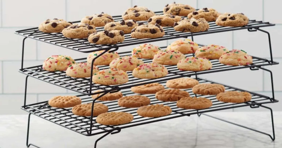 Wilton – Set of 3 Stacking Cooling Grids