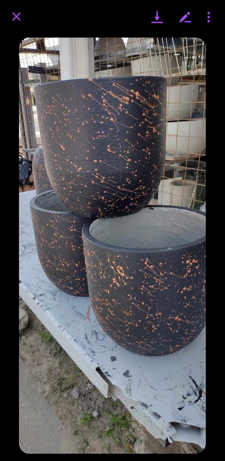 Plant pots 2 for 100