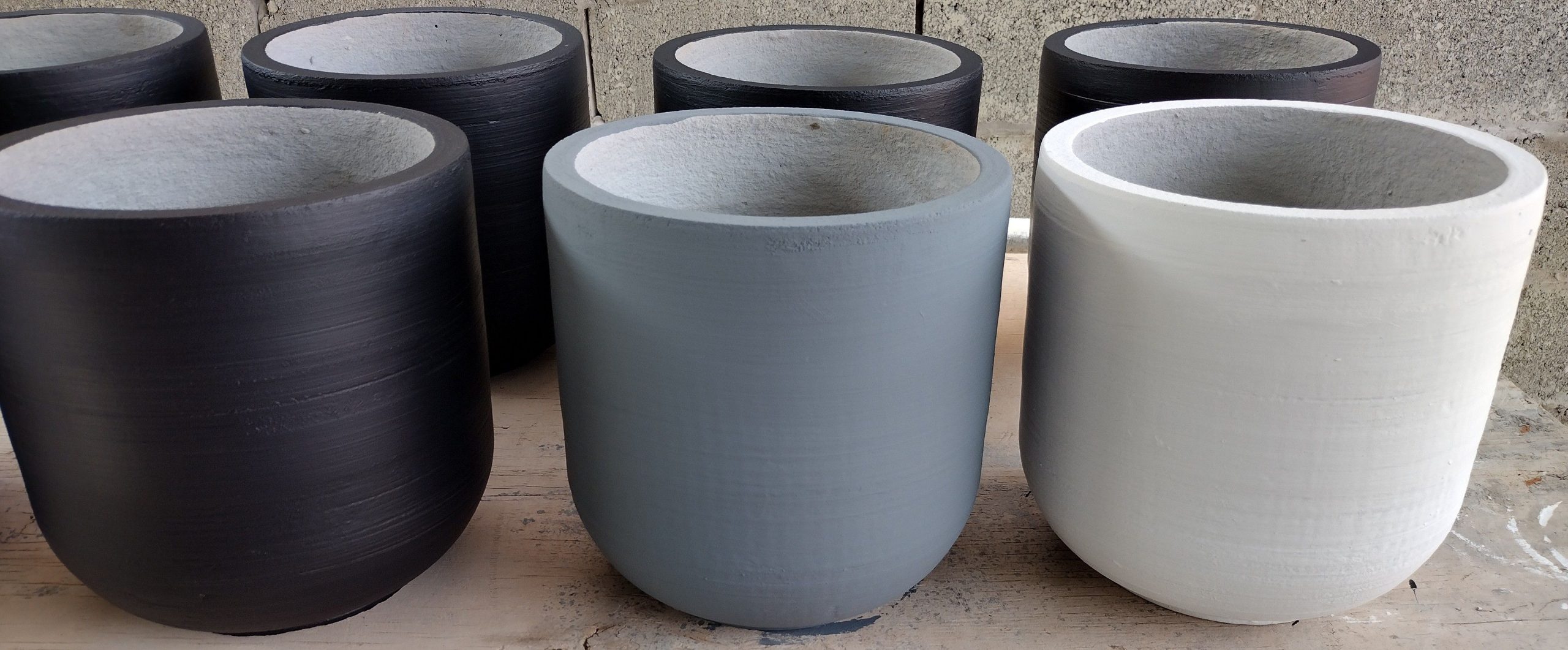 Plant pots 3 for 100