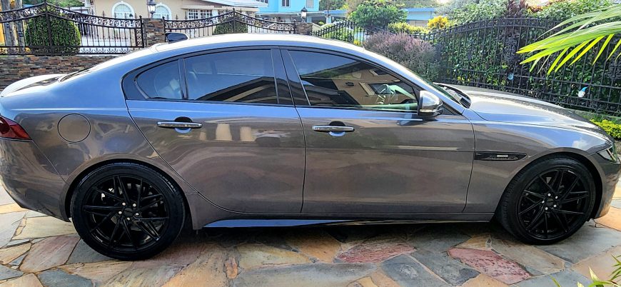 JAGUAR XE R SPORT