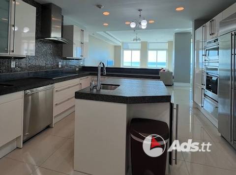 Condo for sale in Shorelands