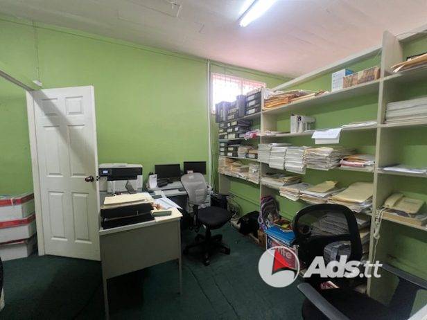 Commercial property for sale in POS