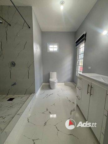 Duplex for sale in Maraval