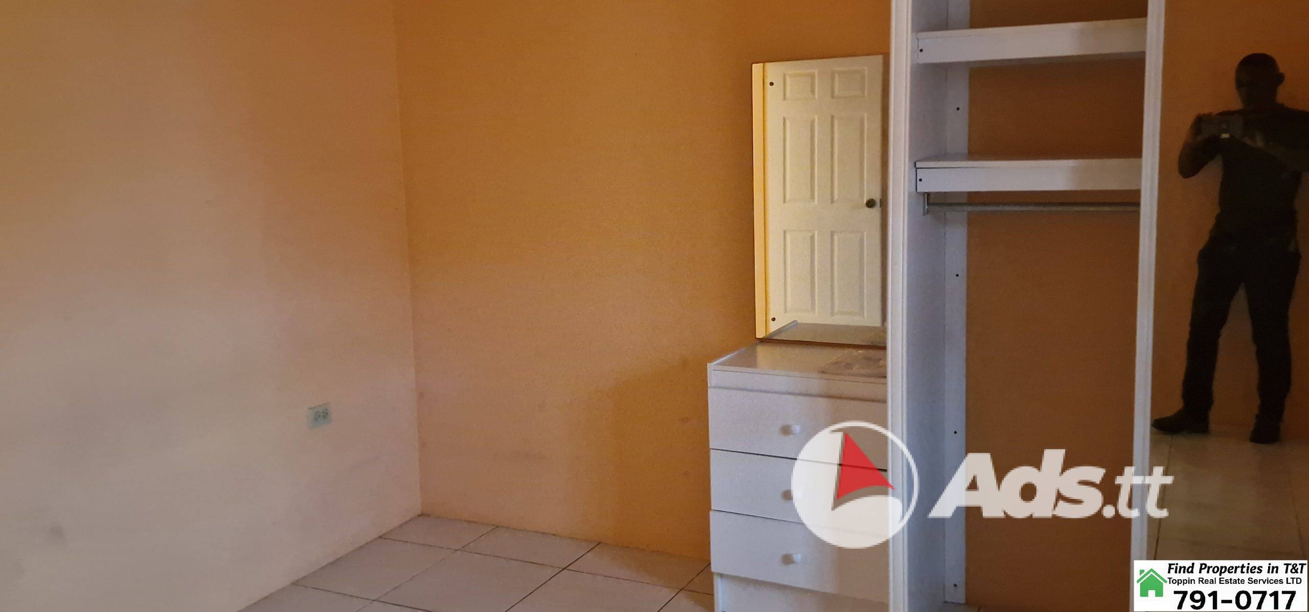 🏡✨ Spacious Fully Air-Conditioned 2-Bedroom Rental in Lange Park – Safe, Convenient & Family-Friendly! Only $4,000 Negotiable!