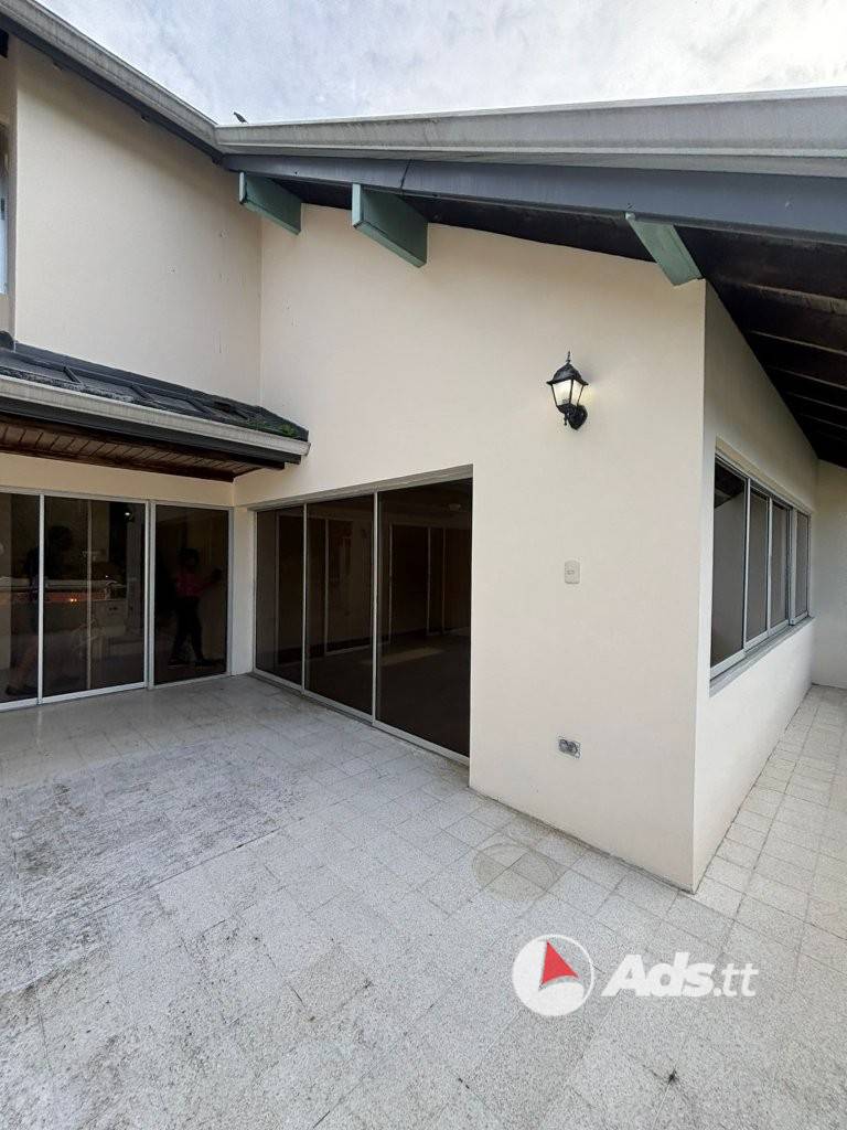 House for rent in Petit Valley