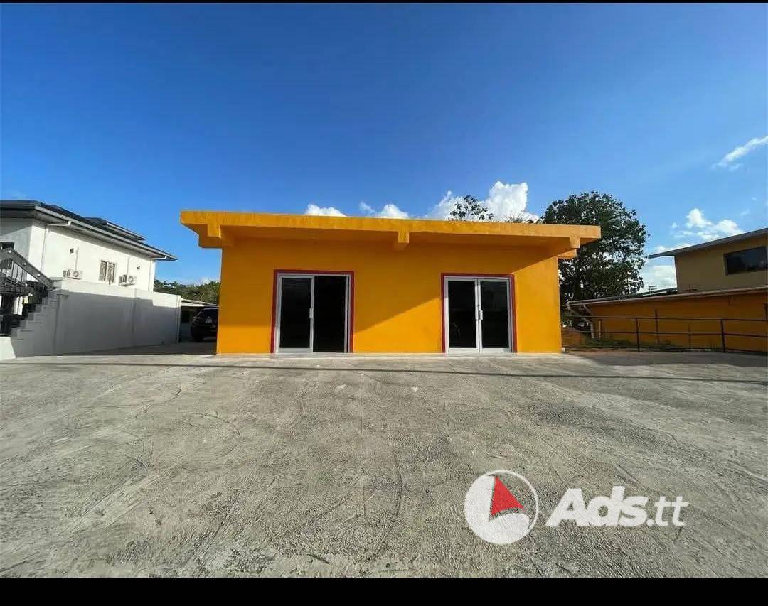 🏢 FOR RENT – COMMERCIAL SPACE 📍 Papouri Road, Barrackpore ✨ Prime Main Road Exposure | 1,320 sq. ft.