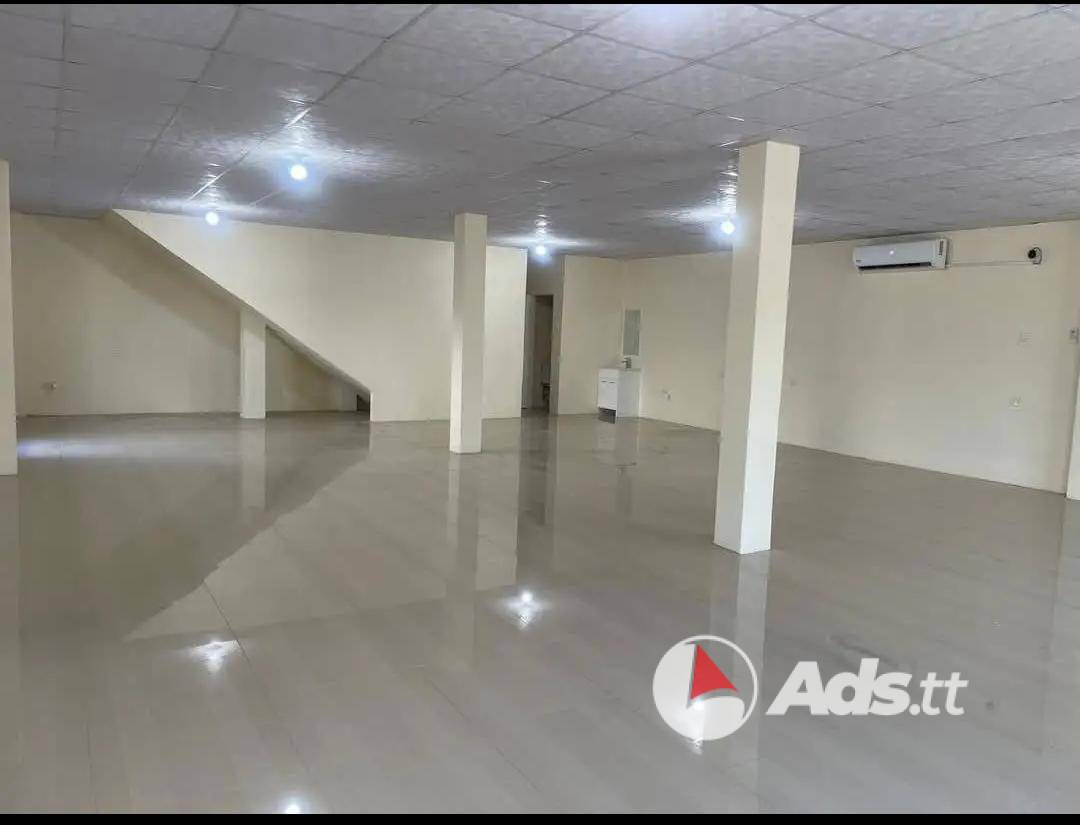 🏢 FOR RENT – COMMERCIAL SPACE 📍 Papouri Road, Barrackpore ✨ Prime Main Road Exposure | 1,320 sq. ft.
