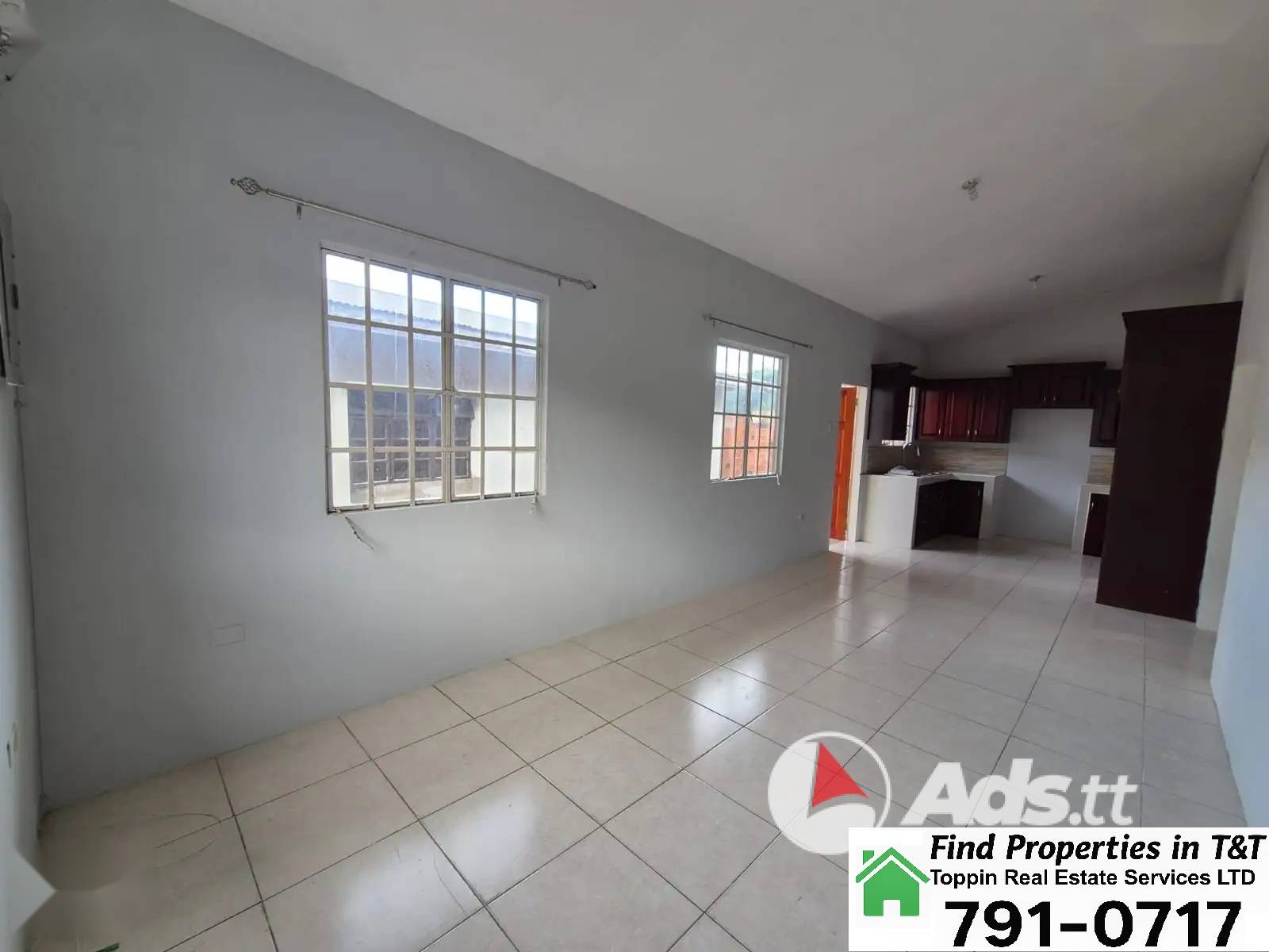 🏡✨ Modern 3-Bedroom Upstairs Apartment in Santa Cruz – Only $5,500/month!