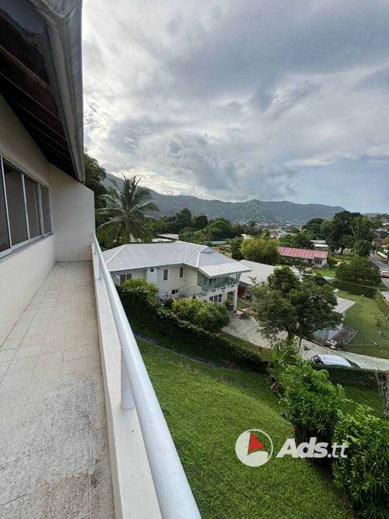 House for sale in Petit Valley