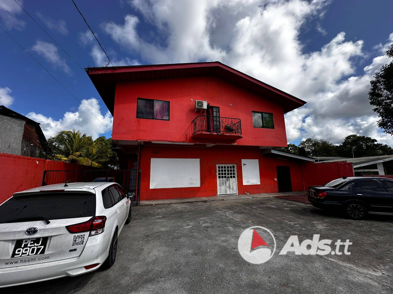3 Bedroom Upstairs Apartment for Rent – Arena Road Freeport