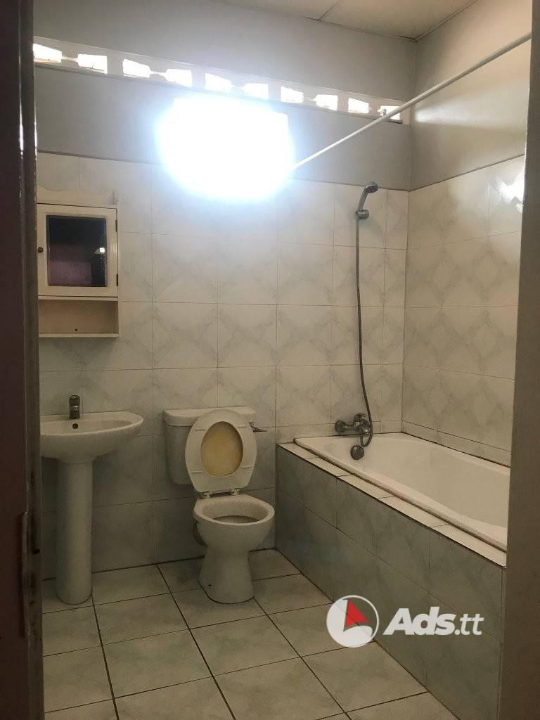 Large house for sale in Barataria