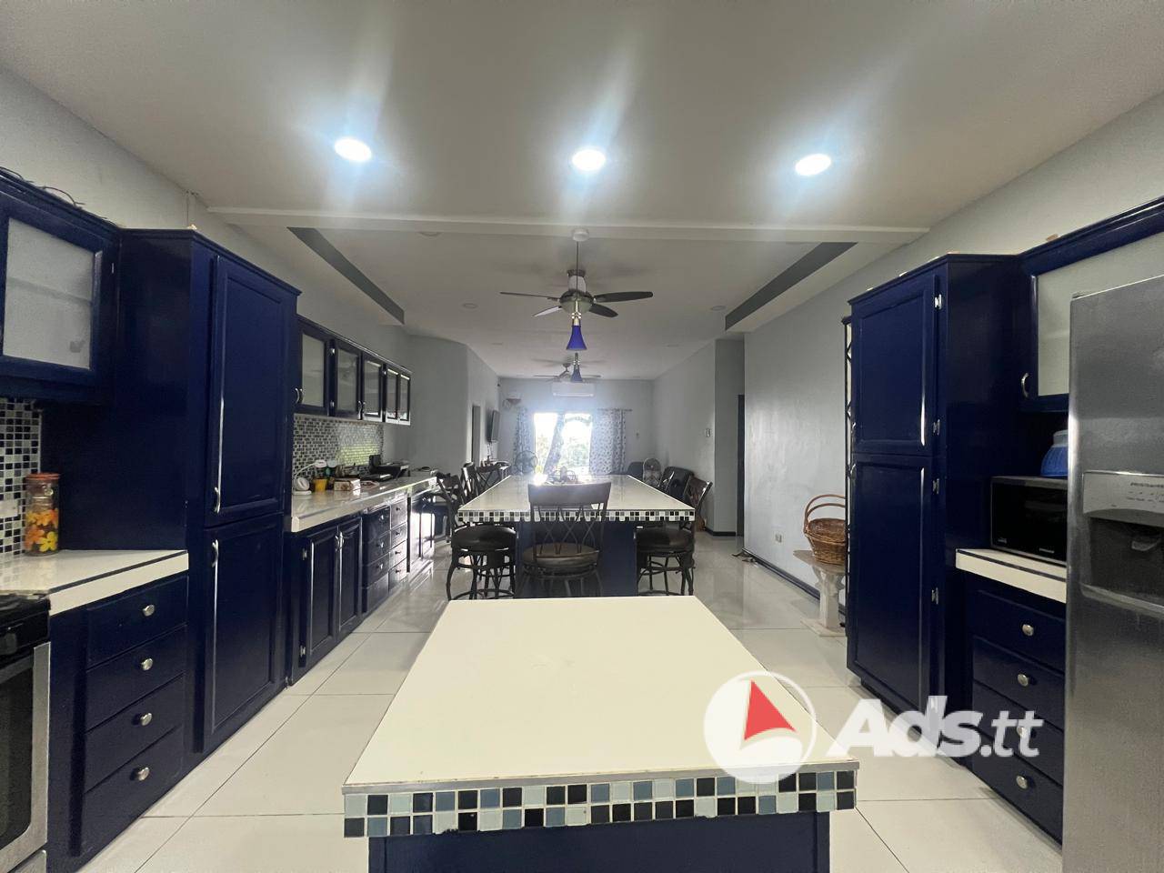 Apartment for rent in Maraval