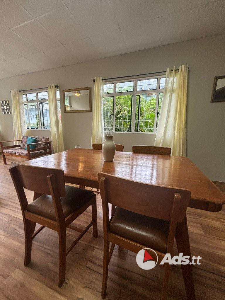 Upstairs apartment for rent in Cascade