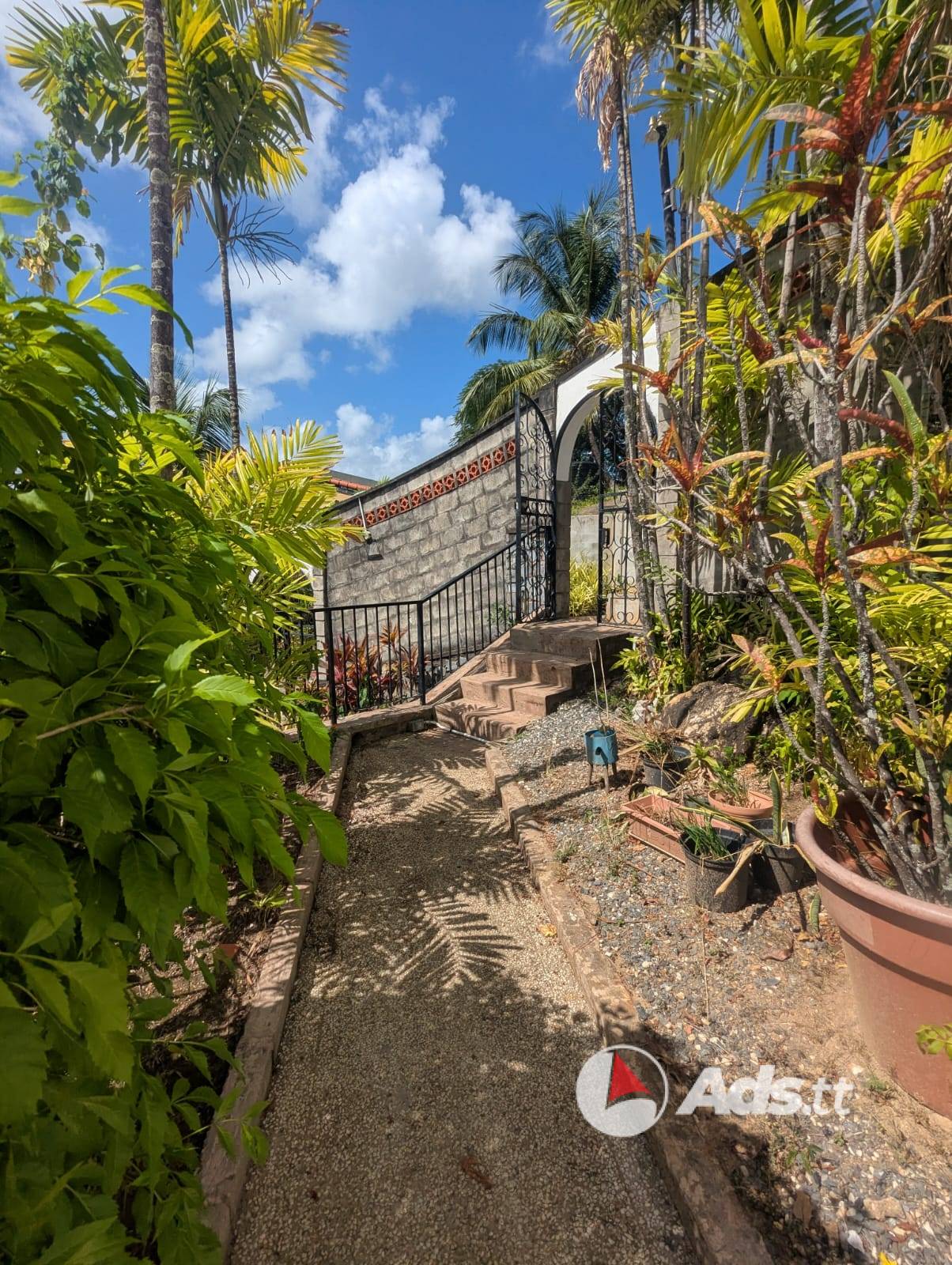 One-bedroom apt for rent at Cascade