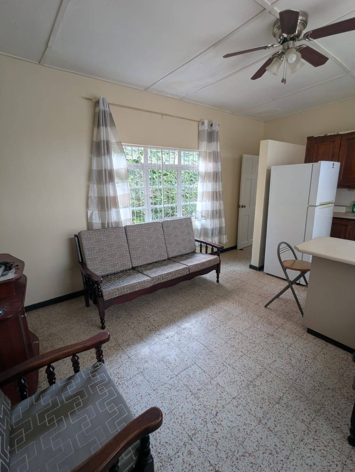 Annex apartment for rent in St. Ann’s