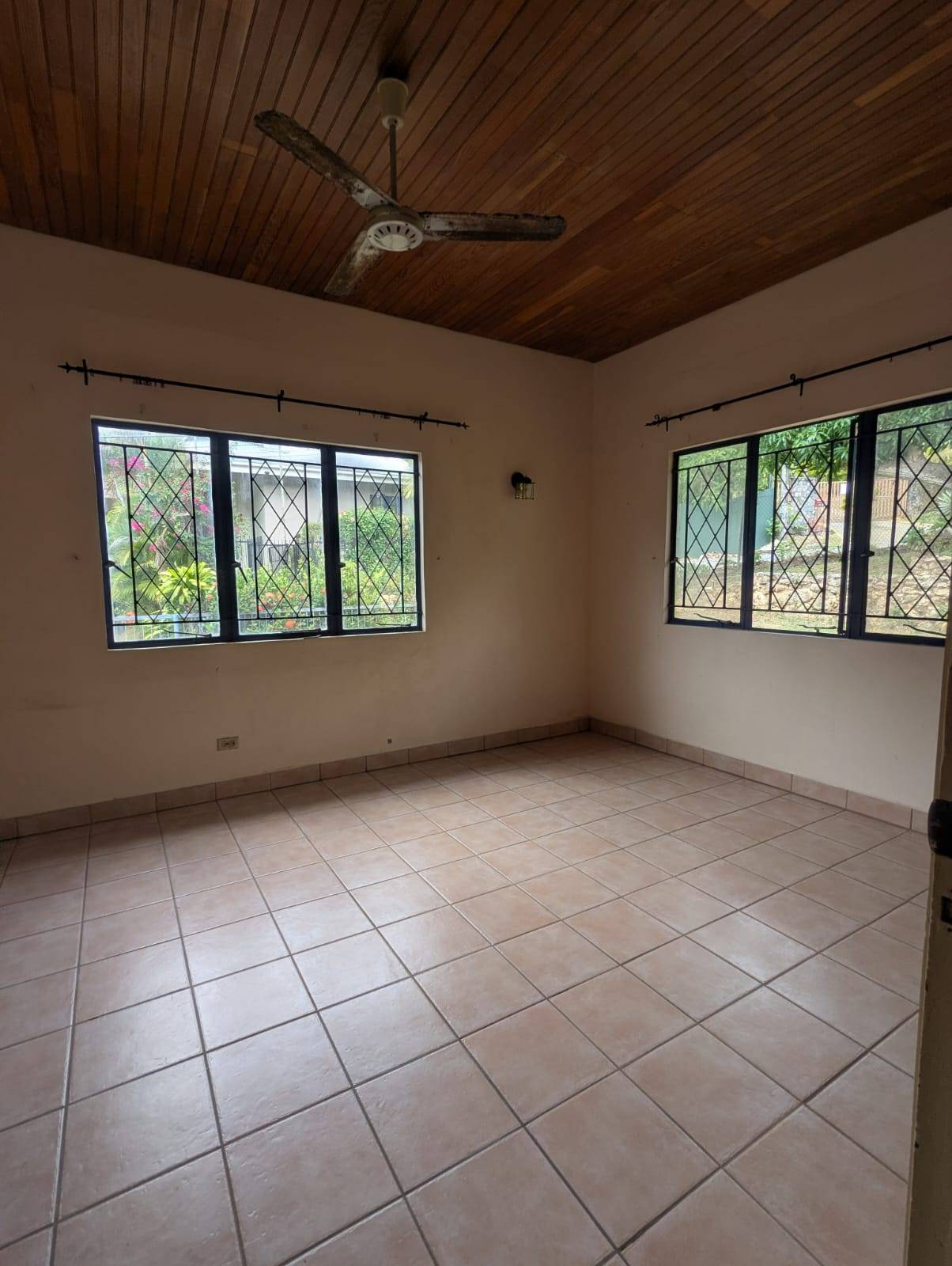 House for sale in St. Ann’s