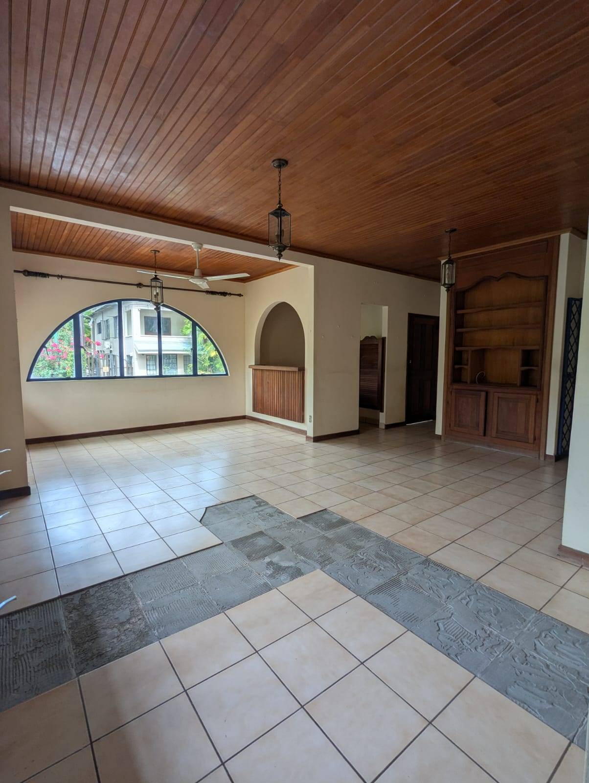 House for sale in St. Ann’s