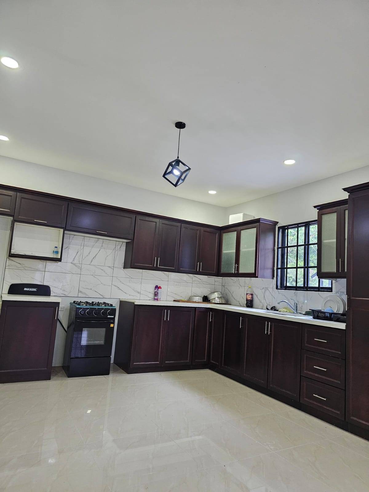 2 Bedroom Unfurnished Upstairs Apartment for Rent in Gasparillo