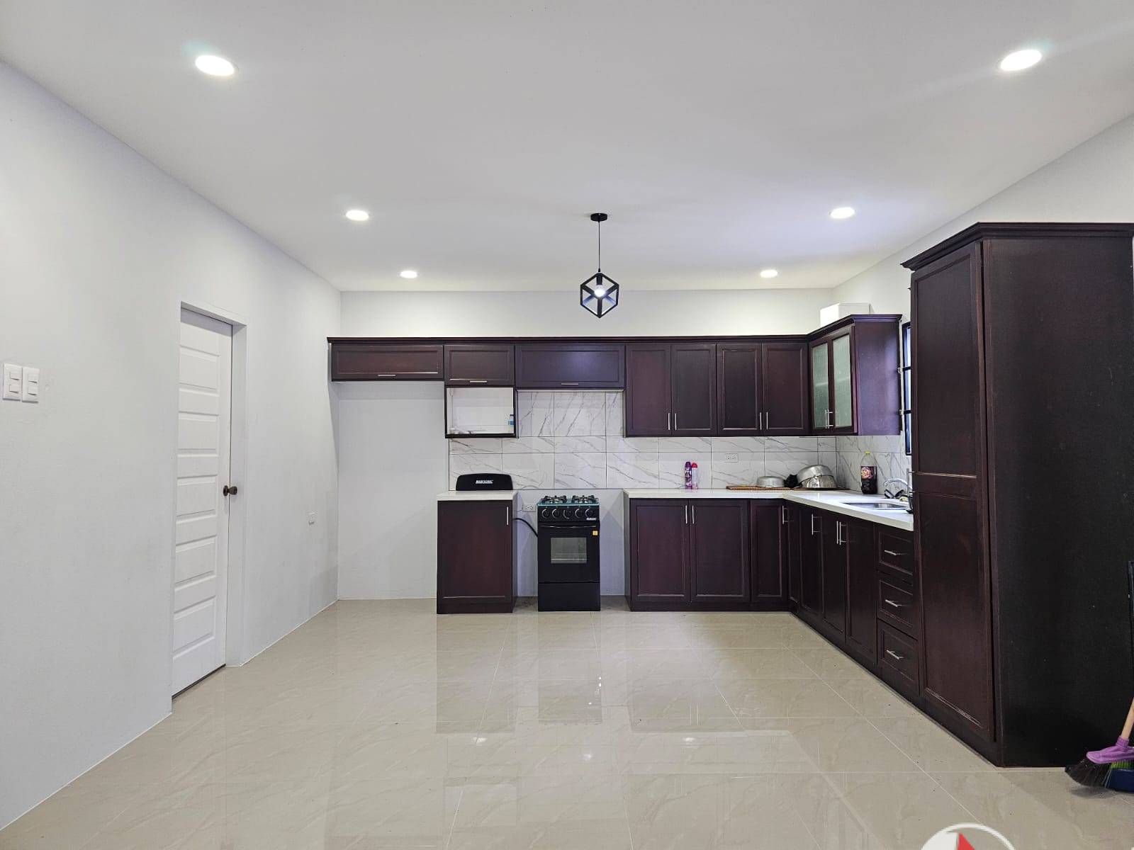2 Bedroom Unfurnished Upstairs Apartment for Rent in Gasparillo