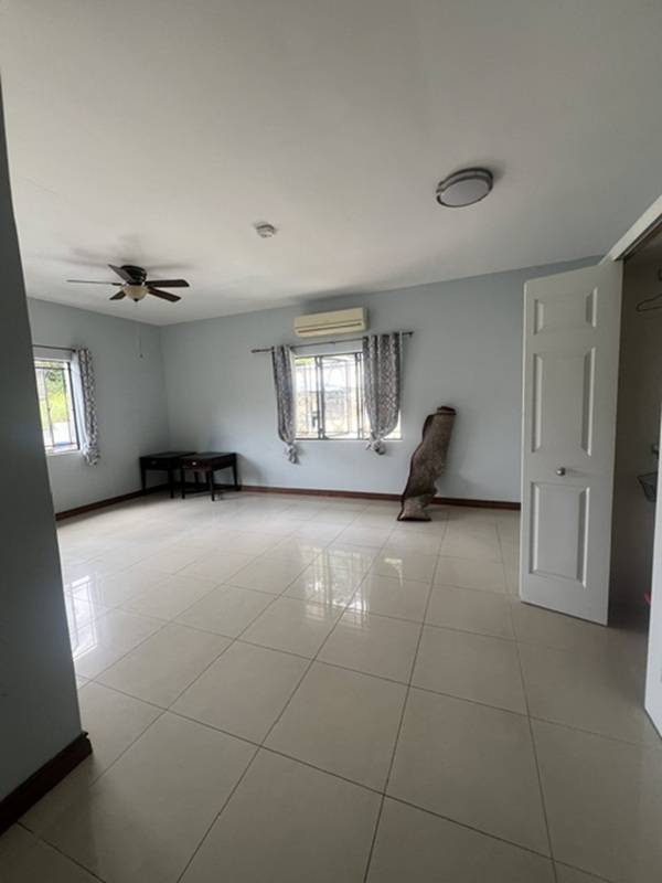 Apartment for rent at Maraval, Trinidad