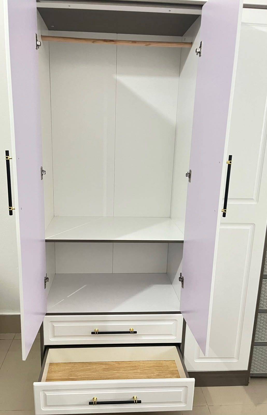✨ WARDROBE FOR SALE ✨
