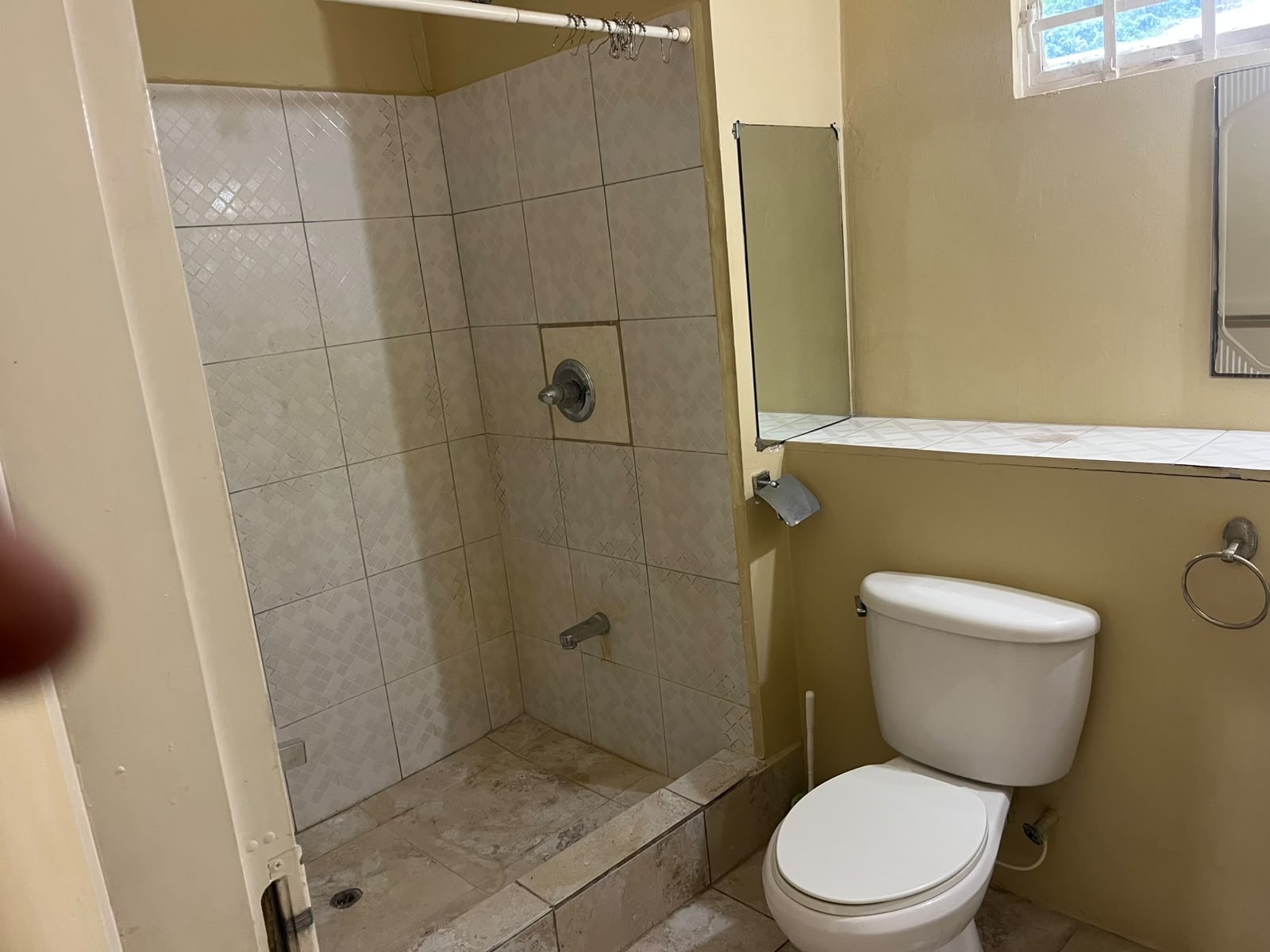 2 Bedroom upstairs apartment